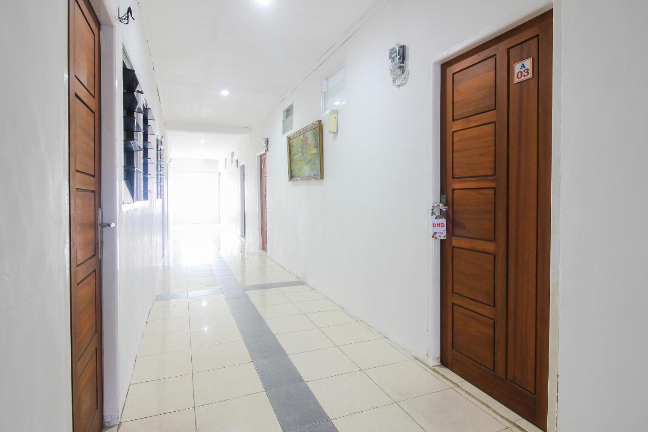 Oyo 1905 Davonsa Syariah Hotel 2*